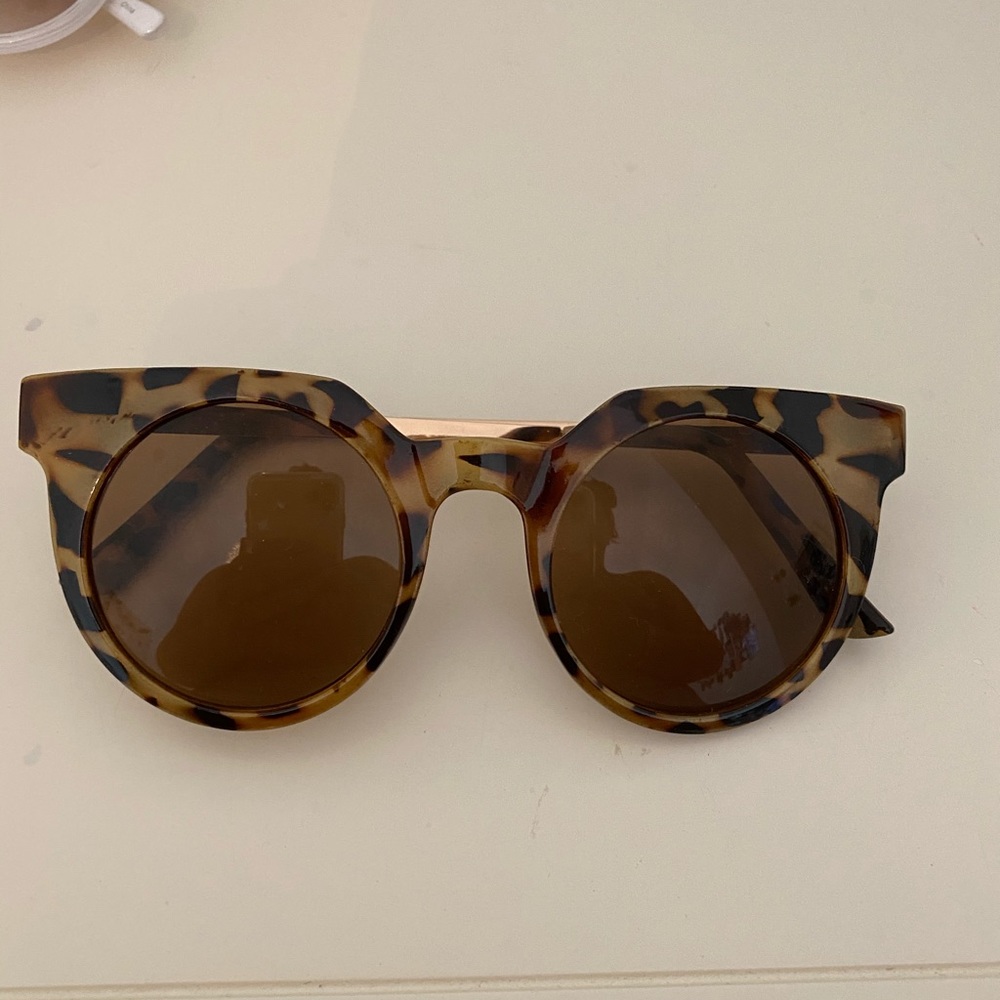 Brown sunglasses (Francesca’s)